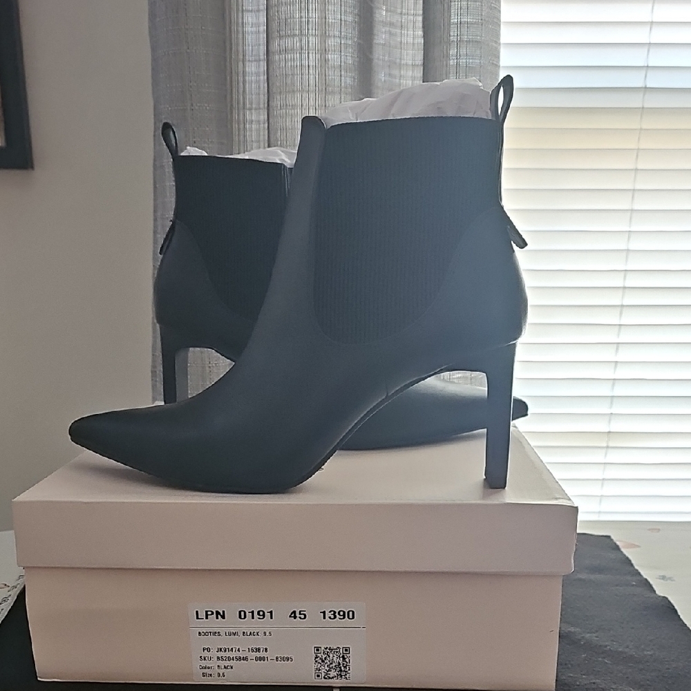 JustFab Sleek Black Heeled Boots